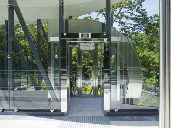 Commercial and Residential Lift Solutions for Modern Buildings